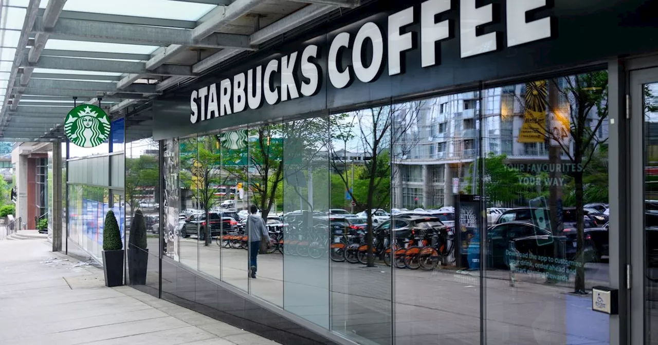 Starbucks Canada Expands Free Refill Policy to All Customers