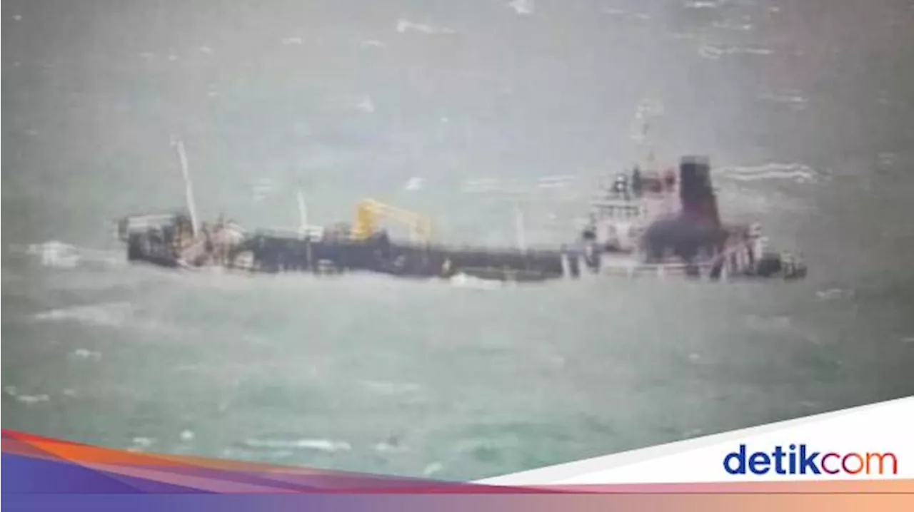 Kapal Berbendera Malaysia Karam di Perairan Kepri