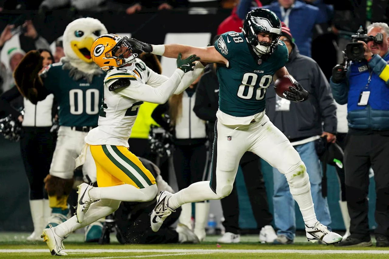 Eagles Defeat Packers in Wild Card Game