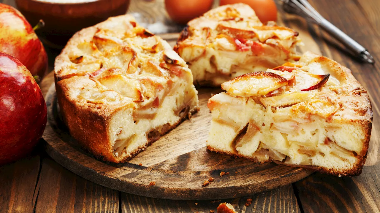 Saftiger Apfelkuchen ohne Boden: Dank Zimtbutter-Glasur ein absoluter Hochgenuss