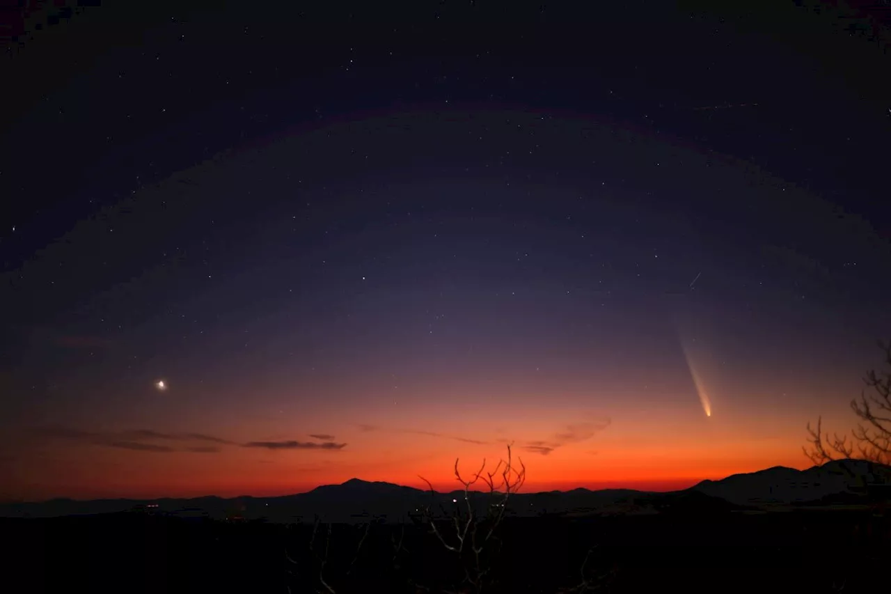 Hellster Komet des Jahres könnte Montagabend am Himmel zu sehen sein