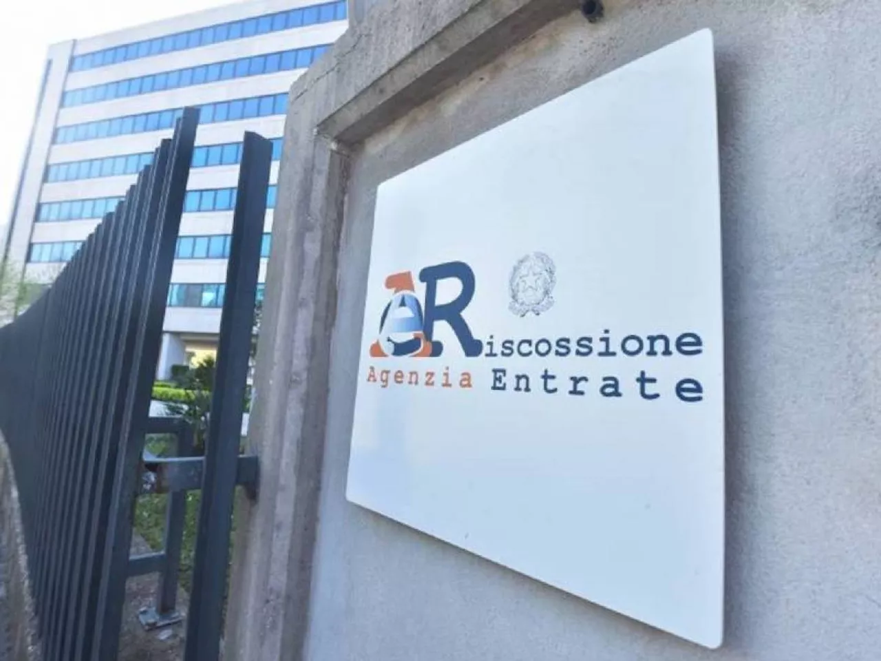 Sanzioni del Fisco agli eredi anche dopo la morte: l'interrogazione all'Agenzia delle Entrate