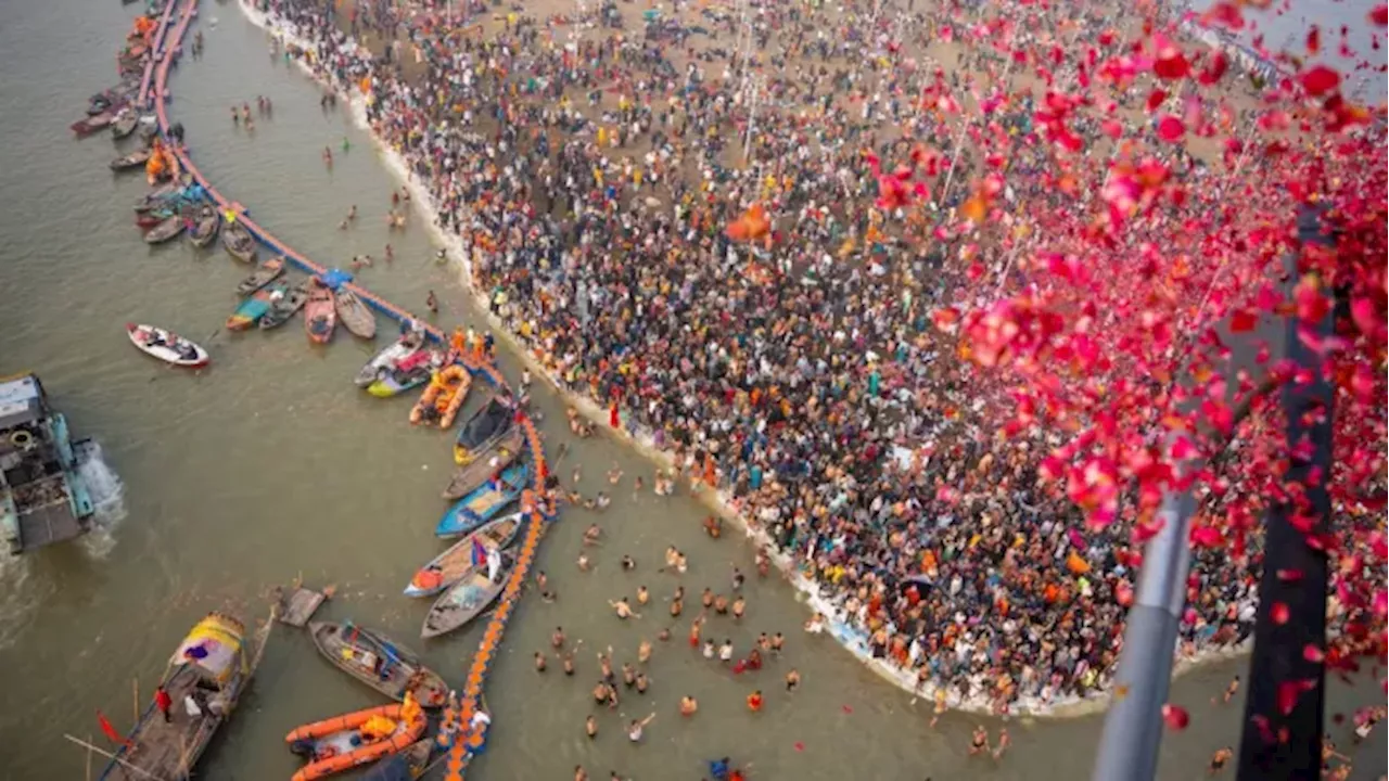 महाकुंभ 2025: पौष पूर्णिमा पर 1.50 करोड़ श्रद्धालु संगम में स्नान, योगी आदित्यनाथ ने दी बधाई