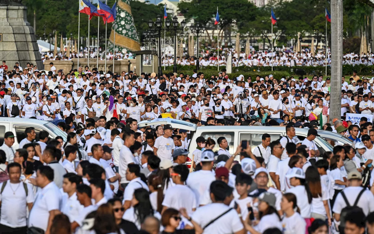 Milhão de Fiéis se Manifestam Contra Impeachment da Vice-Presidente Filipina