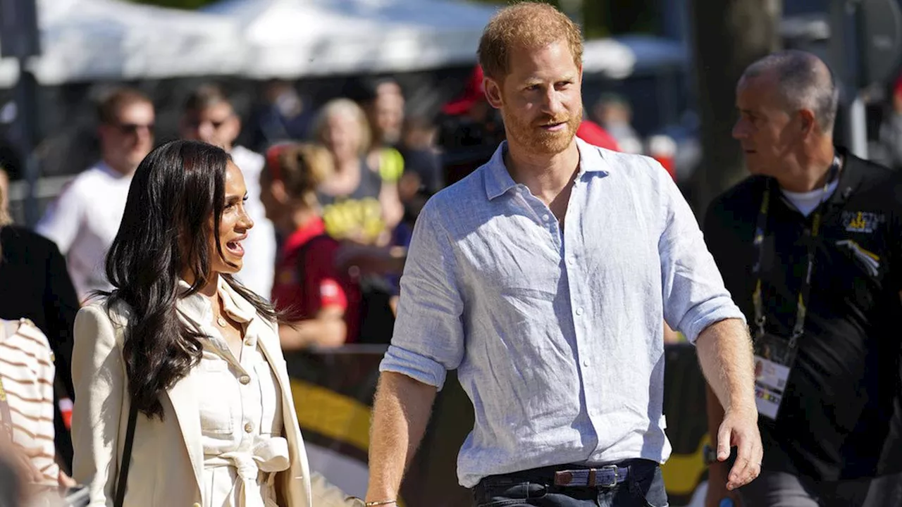 Bahasa Tubuh Meghan Markle dan Pangeran Harry Saat Kunjungi Korban Kebakaran Los Angeles Disebut Seperti Anggota Kerajaan