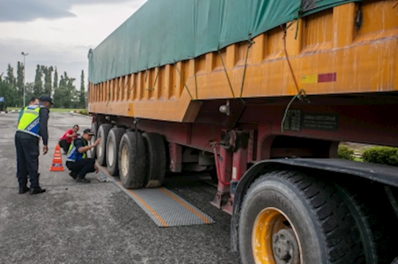 JPJ seizes 21 commercial vehicles in nationwide ‘Ops Khas Puspakom’ for safety and licensing violations