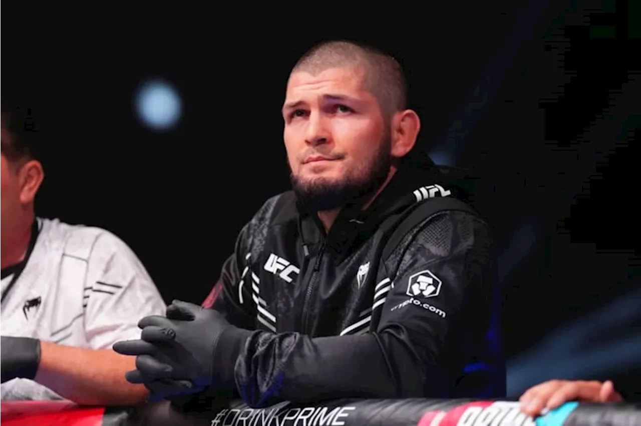 Khabib Nurmagomedov Dikeluarkan dari Pesawat, Jadi Korban Rasisme