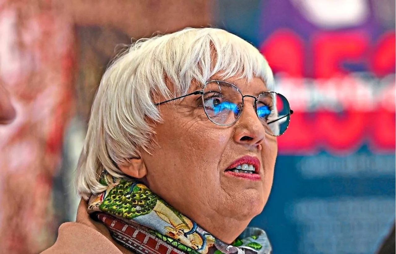 Claudia Roth besucht Baustelle: Mehr Geld für das Kunstforum in Regensburg