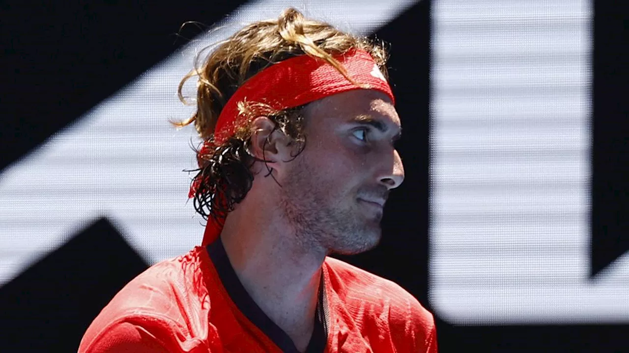 Tsitsipas eerste grote naam die sneuvelt in Melbourne, Sinner en Alcaraz door