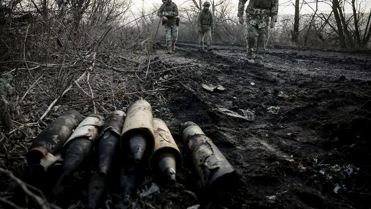 Drei Milliarden Euro für Waffen: Hofreiter wirft Scholz Blockade von Ukraine-Hilfen vor