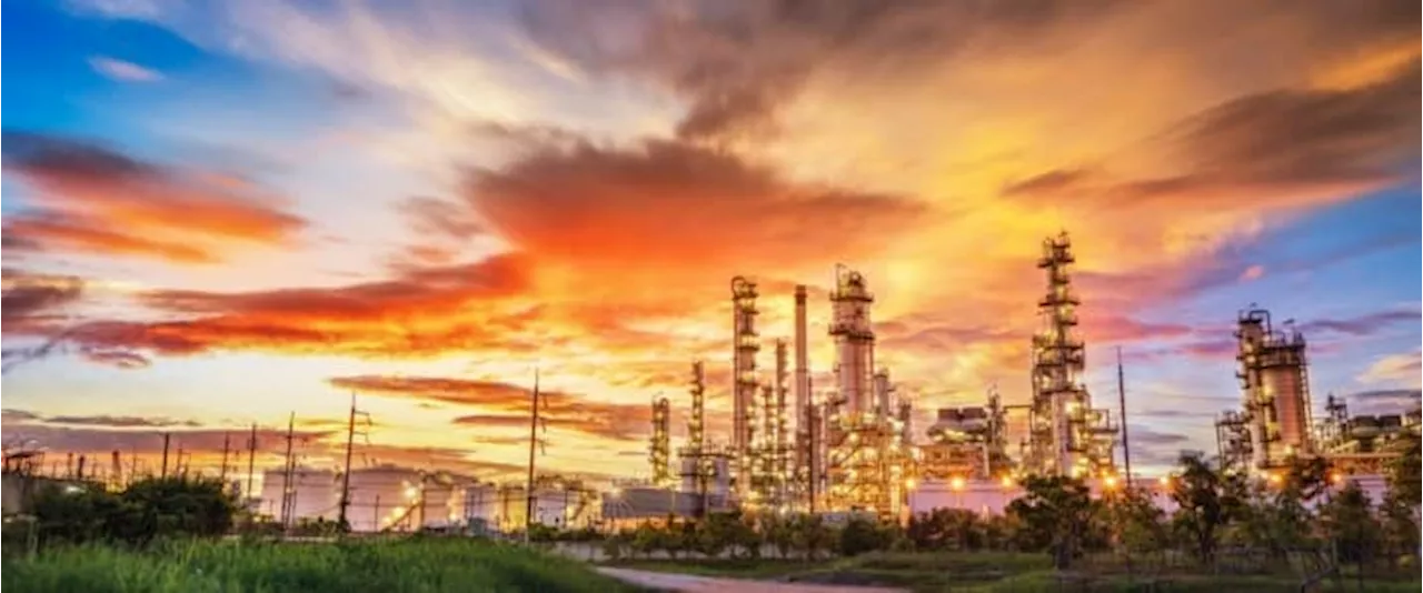 US Refiners Face Headwinds in 2025