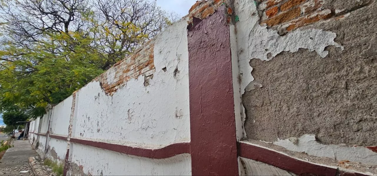 Barda del panteón de Las Flores en Salamanca se desprendió