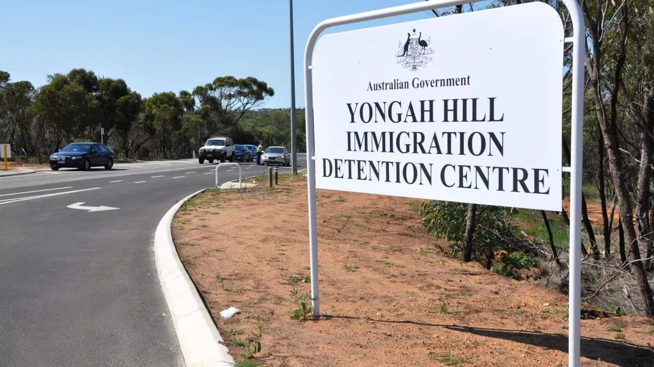 Australian Immigration Detention Centre Uses Prohibited 'Dry Cell'