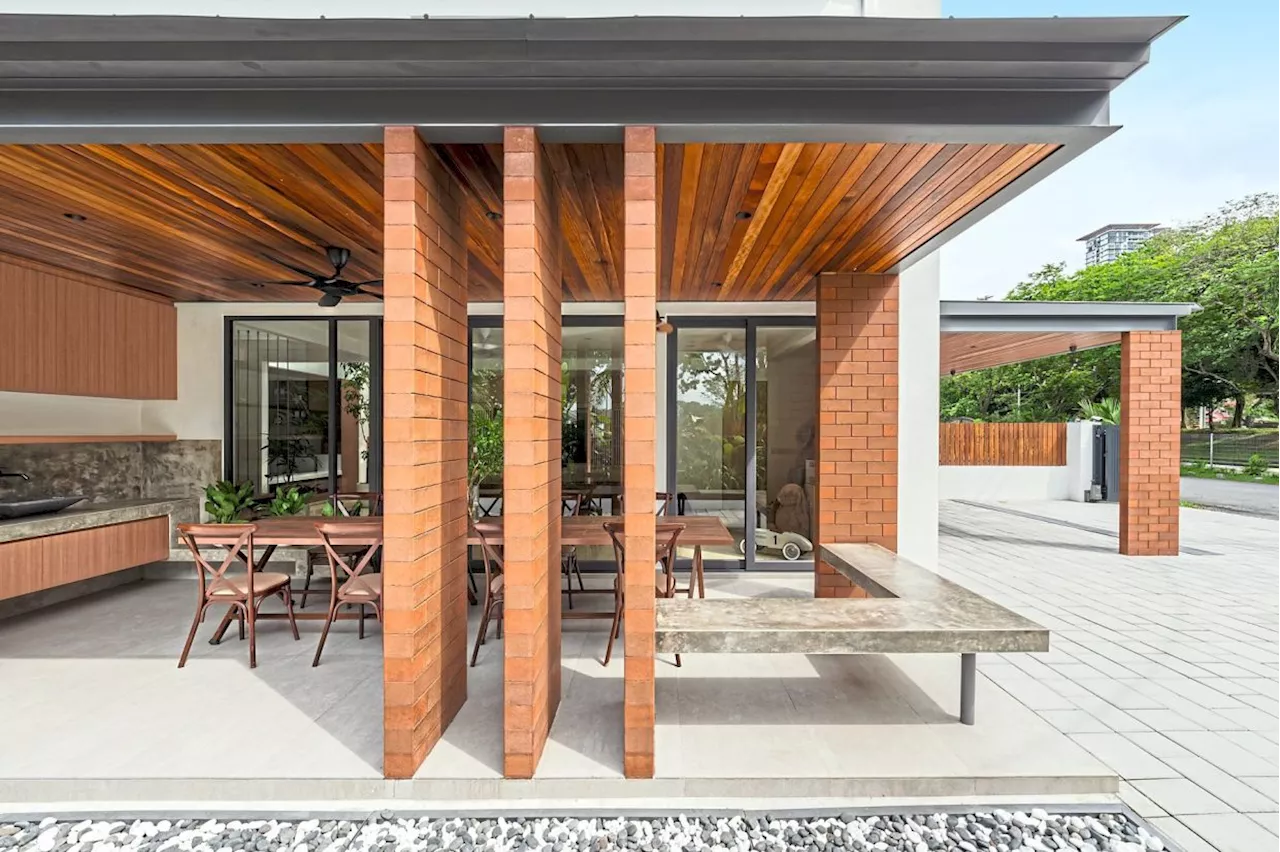 Skylight House: A Sustainable and Reimagined Family Home in Petaling Jaya