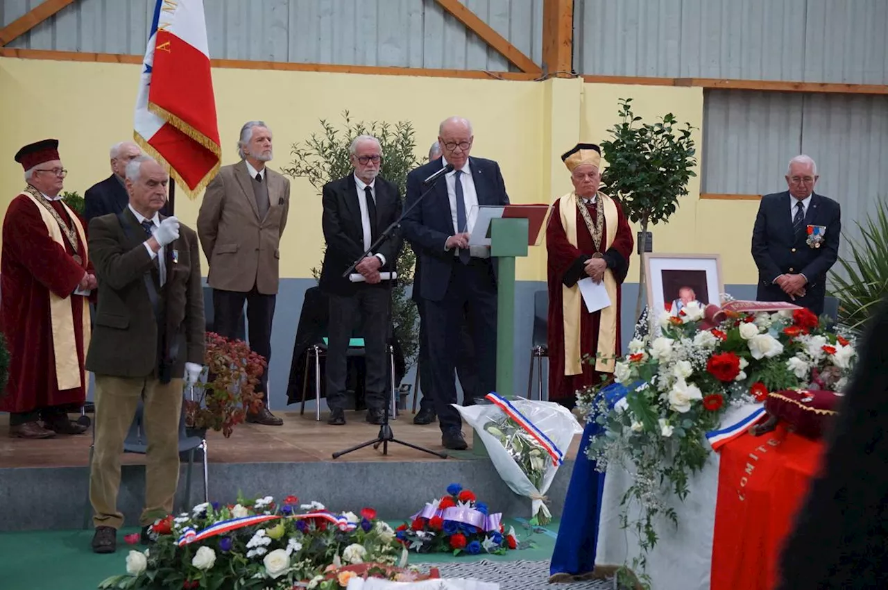 Hommage à Fernand Lagaüzère, ancien maire de Sainte-Bazeille