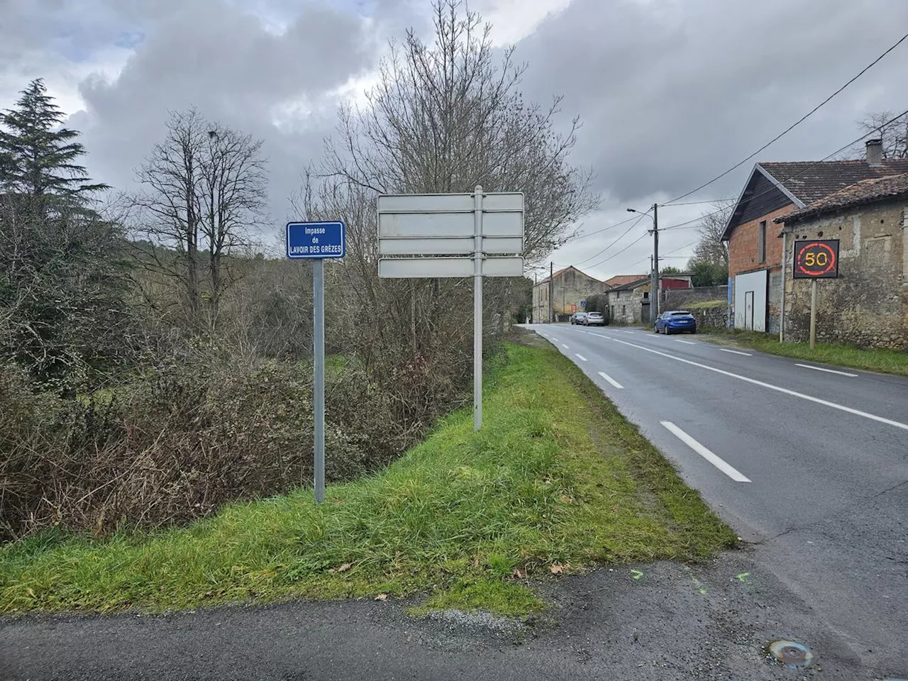 « J’ai peur pour les enfants » : en Dordogne, un projet de logements en bord de route inquiète les riverains