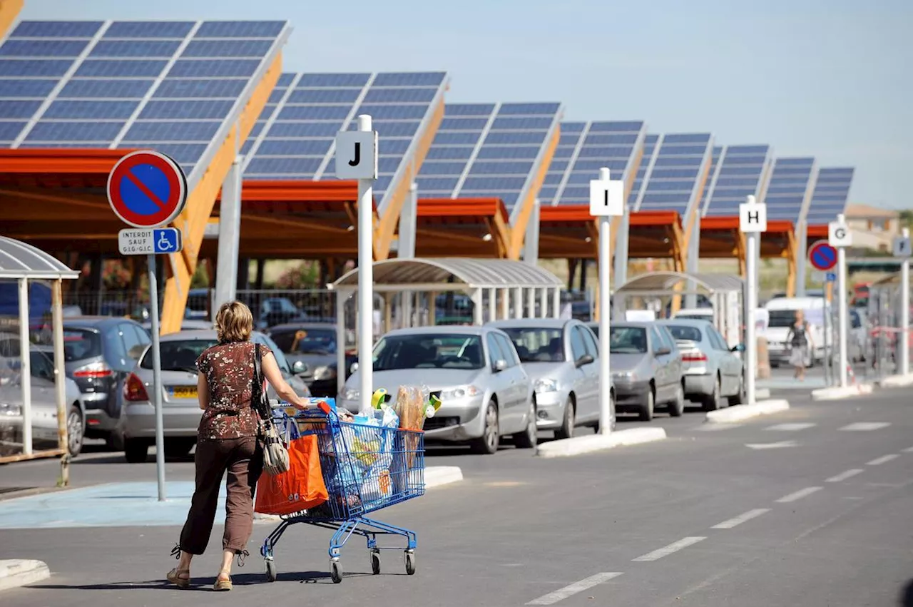 Recours contre l'obligation d'ombrières photovoltaïques sur les grands parkings