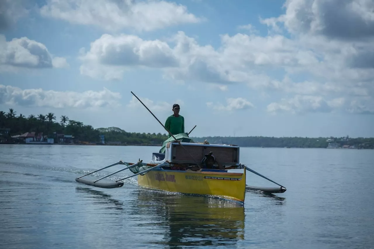 Philippine Lawmakers Seek to Protect Small Fisherfolk from Supreme Court Ruling