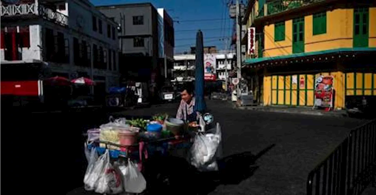 Bomb Explodes Near Police Station in Southern Thailand, Injuring Seven