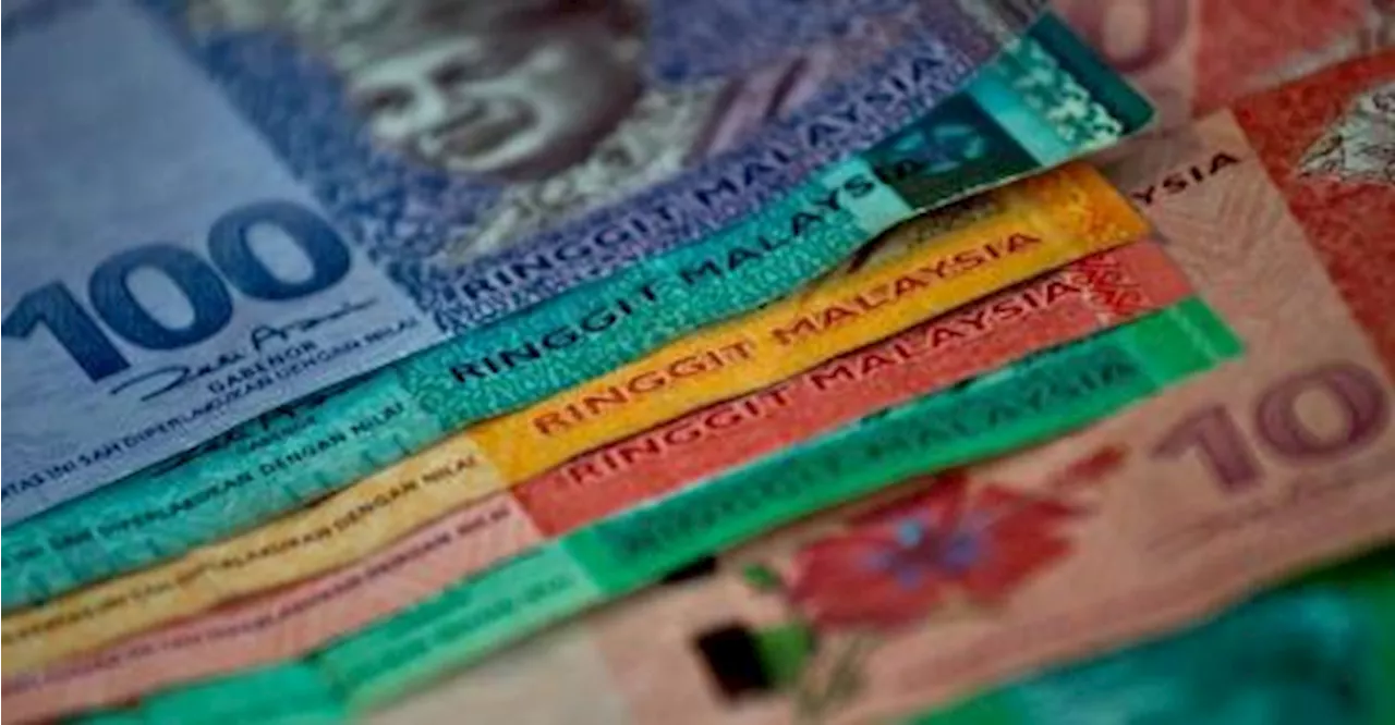 Ringgit opens lower against US dollar in early trade