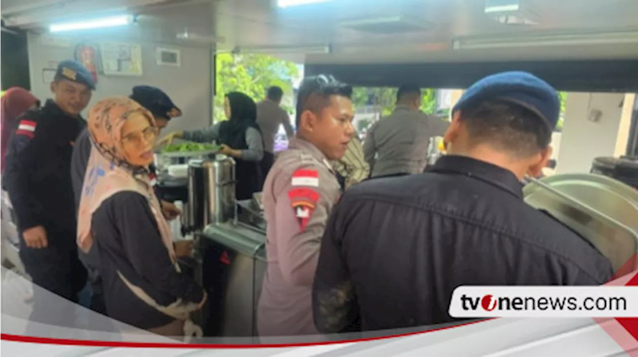 Polda Kepri Hadirkan Dapur Umum dan Trauma Healing untuk Korban Longsor di Batam