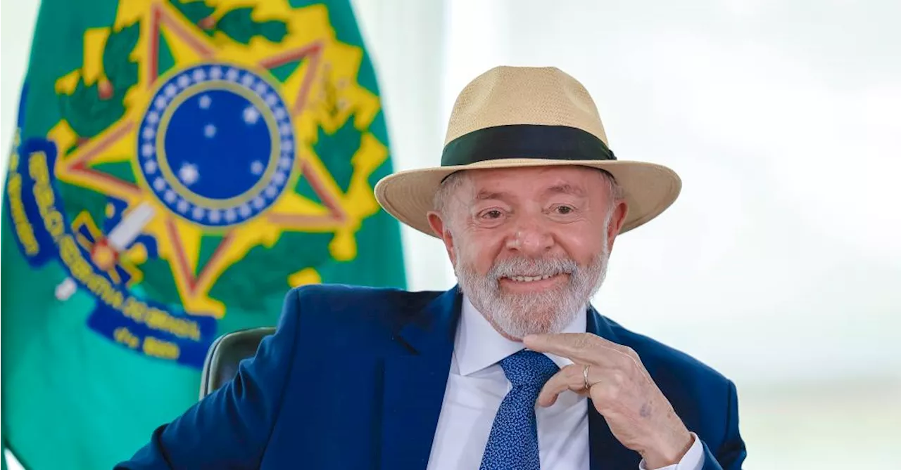 Lula Sanciona Lei que Limita Uso de Celulares em Escolas