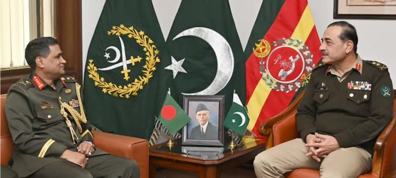 Gen Asim, Bangladesh's Lt-Gen Kamr-ul-Hassan discuss defence ties