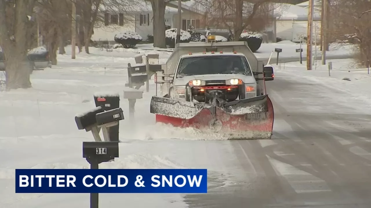 Chicago weather forecast: Light snow coats city, NW Indiana on Tuesday