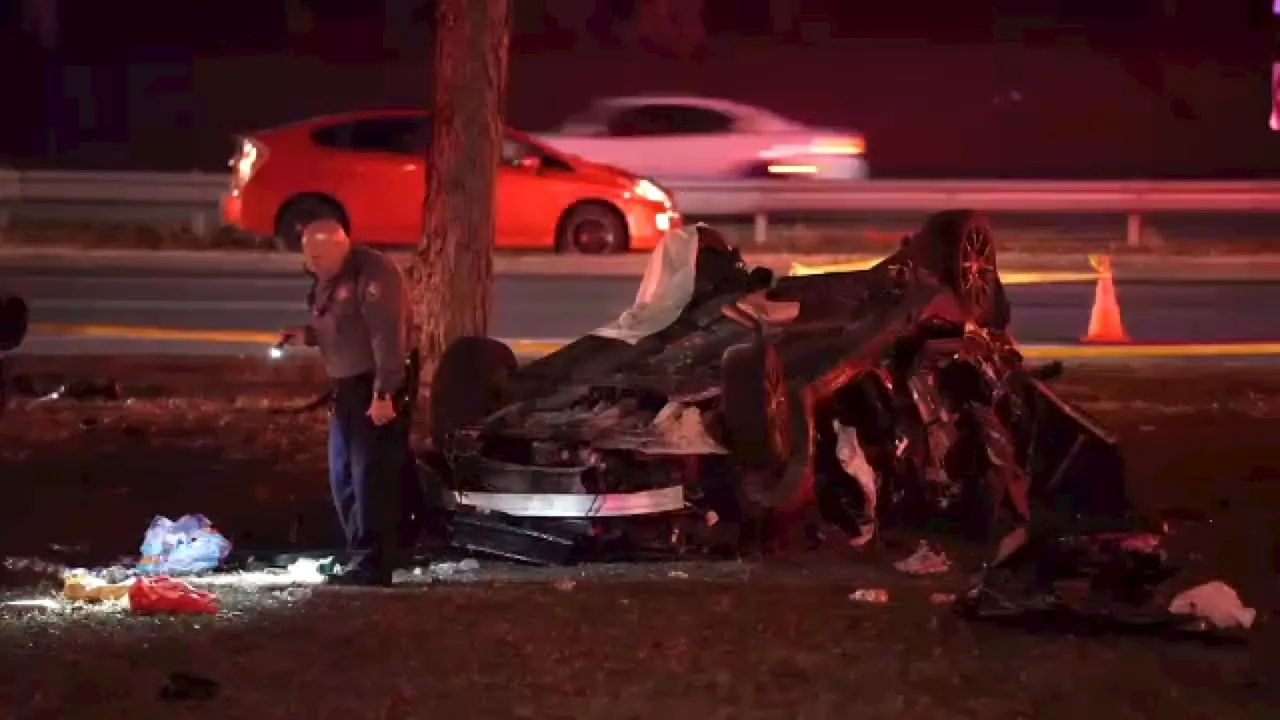 Two Killed, Two Injured in Parkway Crash