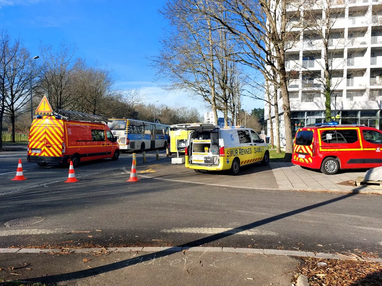 Accident entre un cycliste et un car à Rennes