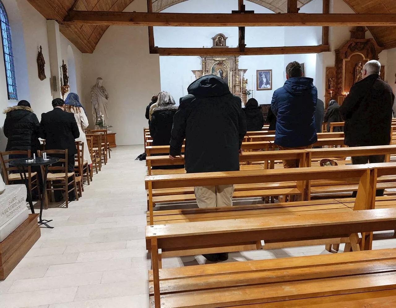 Les prières de rue à Orléans par les catholiques intégristes sont validées par la justice