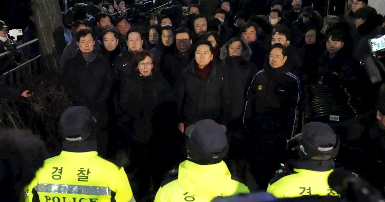 South Korean Police Attempt Second Raid on Impeached President's Residence