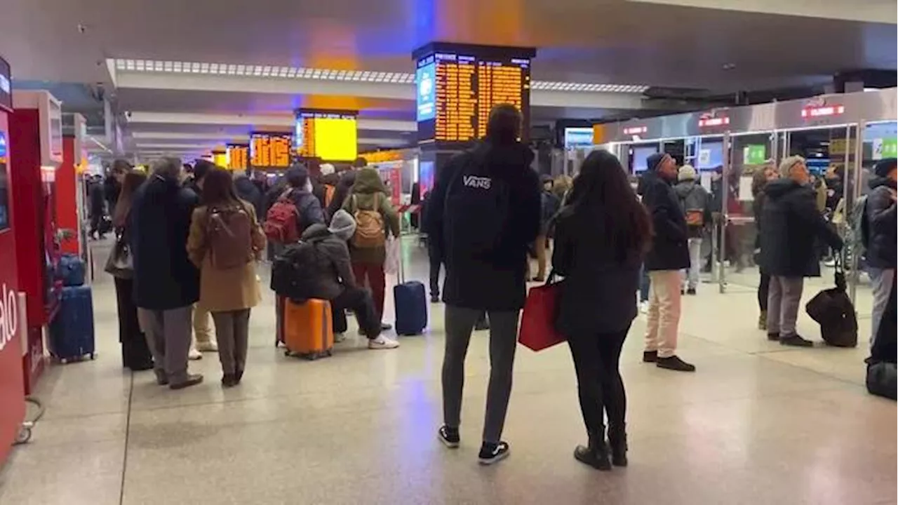 Stop treni alla stazione Termini, ritardi e cancellazioni