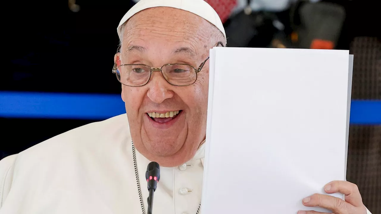 Papst Franziskus überrascht: So privat ist seine Autobiographie