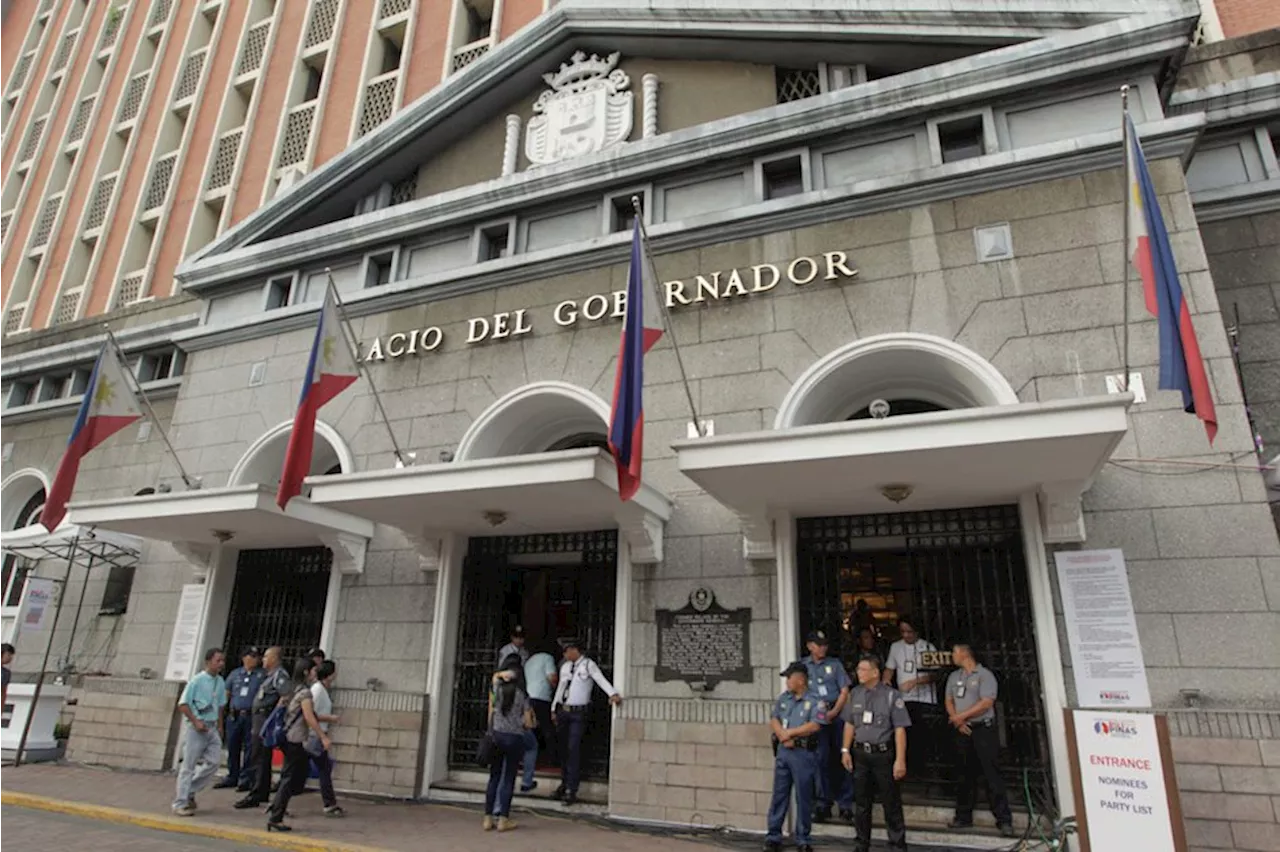 Comelec temporarily halts ballot printing after SC TRO