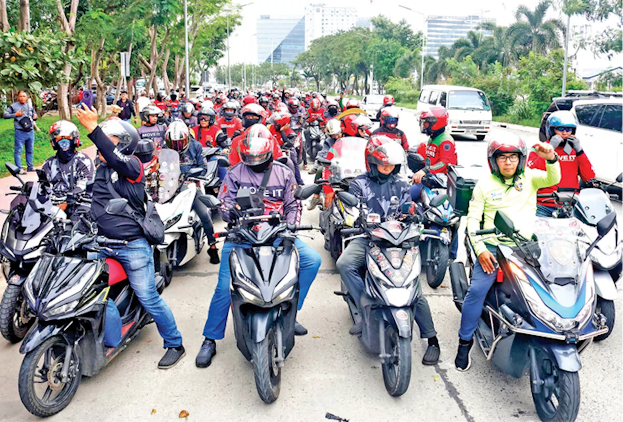 Philippine Motorcycle Taxi Riders Demand End to Pilot Program, Urge Lawmakers to Legalize Service