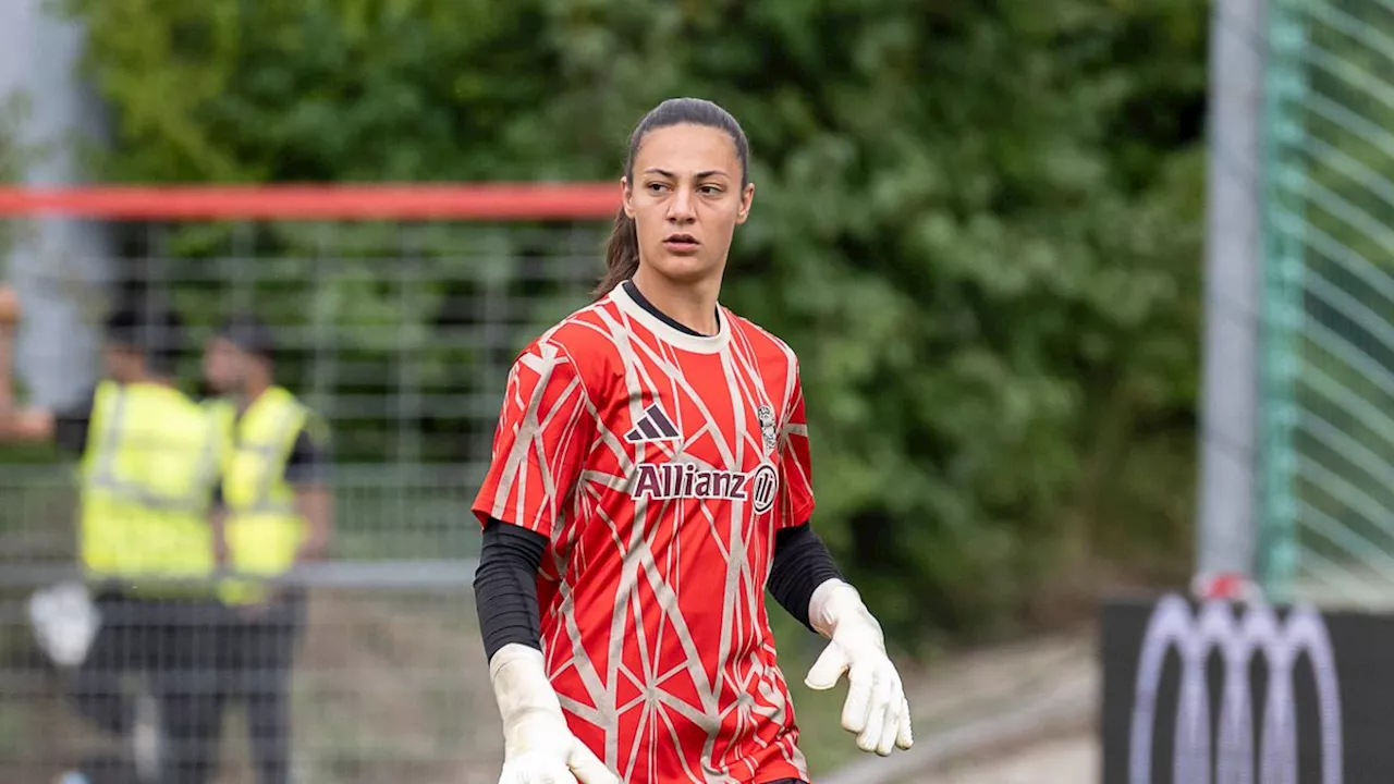 Fußball-Bundesliga der Frauen: Bayern-Torhüterin Grohs steht erstmals nach Tumor wieder auf dem Trainingsplatz