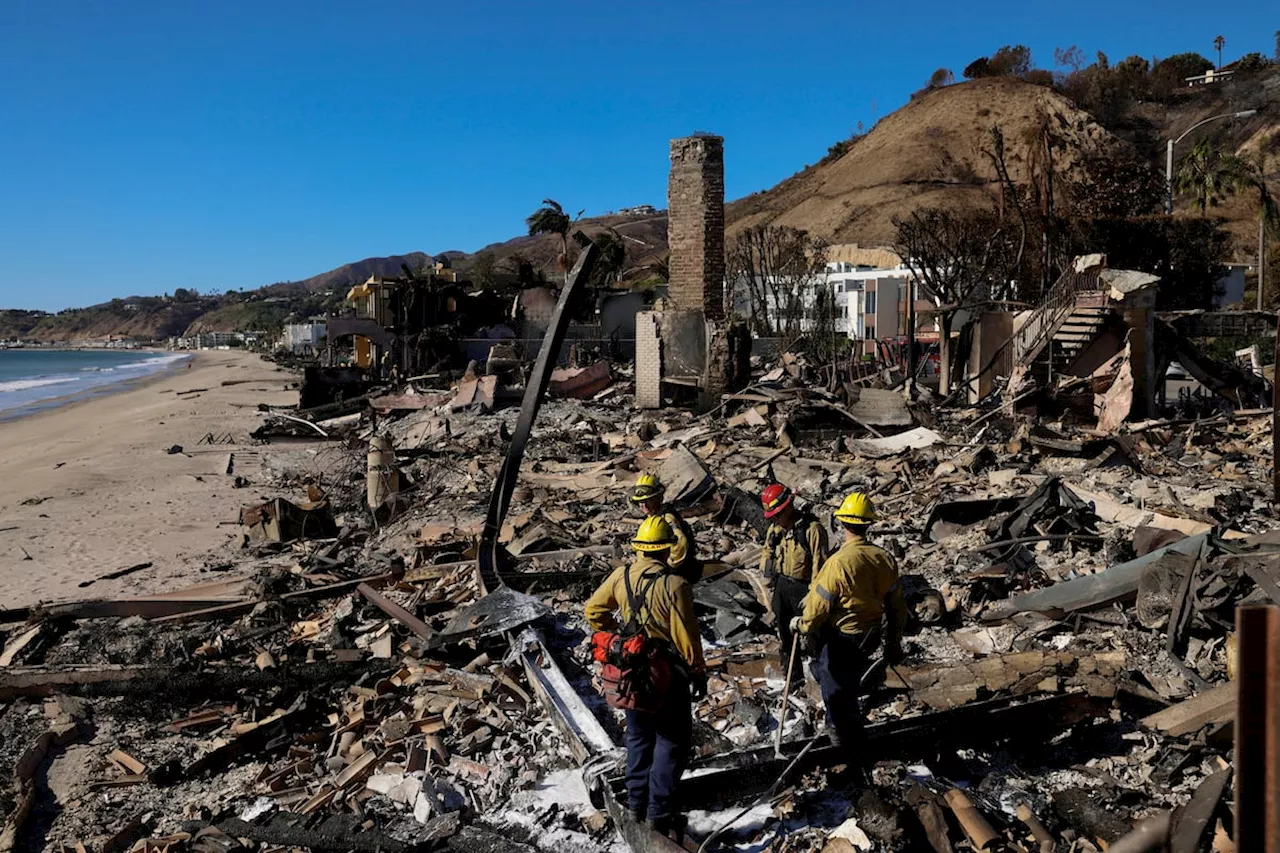 Trump y los republicanos usan los incendios de Los Ángeles para atacar a los demócratas