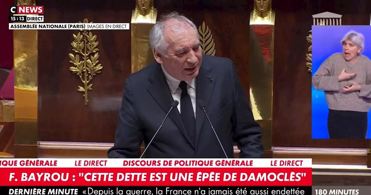 François Bayrou s’emmêle dans ses fiches en plein discours : moment de gêne à l’Assemblée !