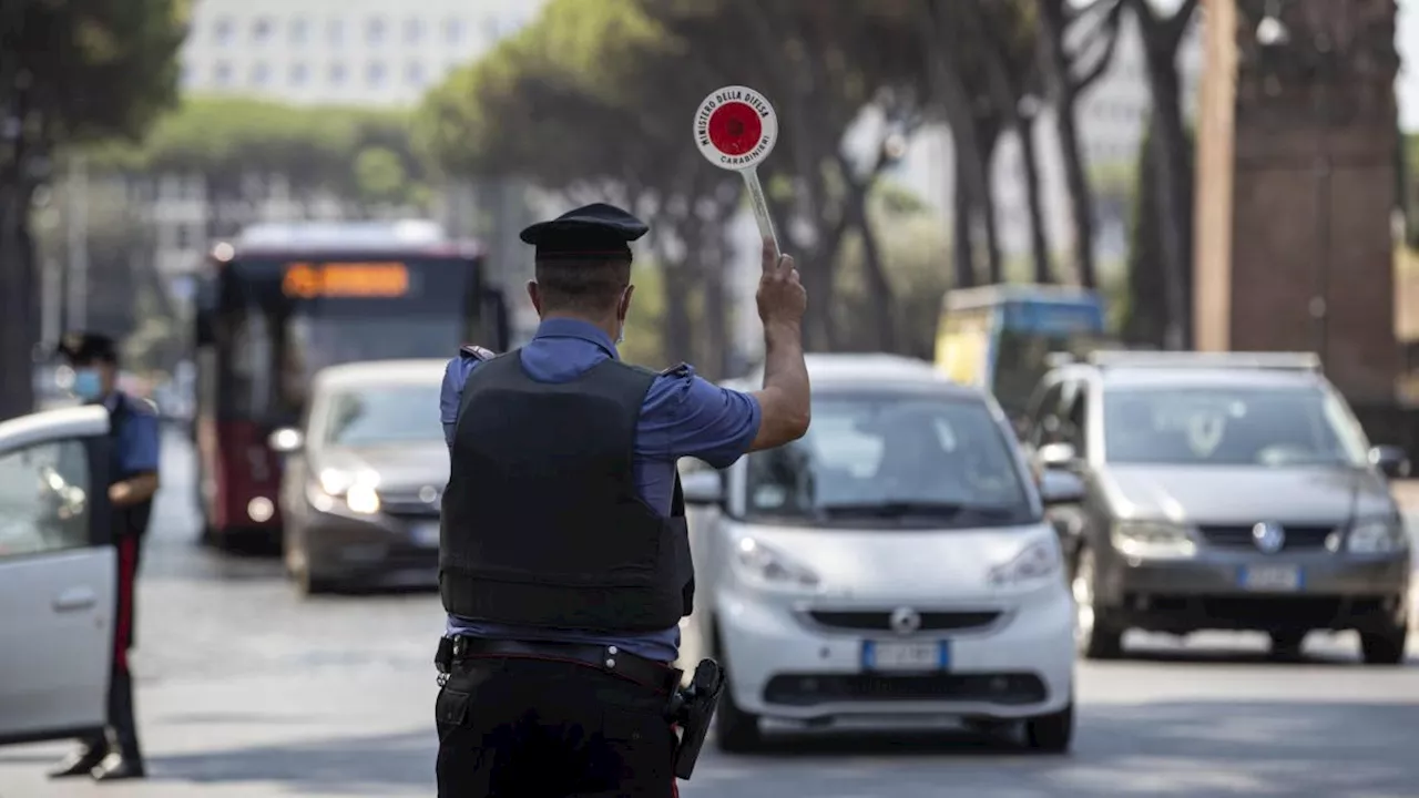 Cosa fare in caso di posto di controllo o di blocco stradale