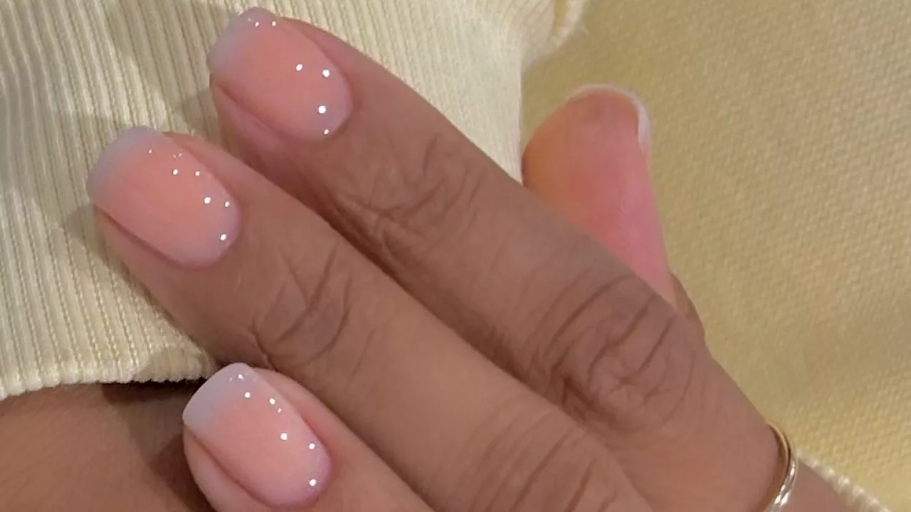 The ‘ice cream manicure’ is the softest way to wear Frenchies