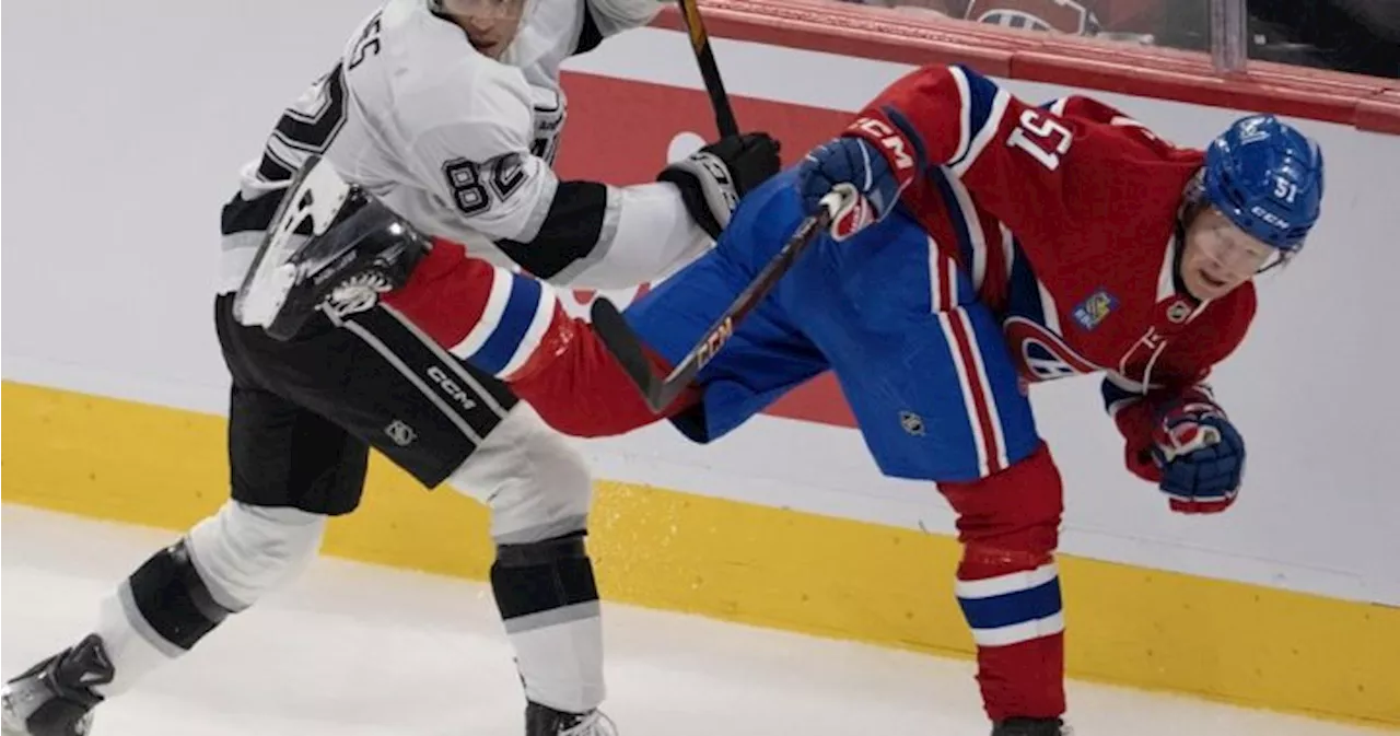 Montreal Canadiens' Emil Heineman Out 3-4 Weeks After Pedestrian Accident