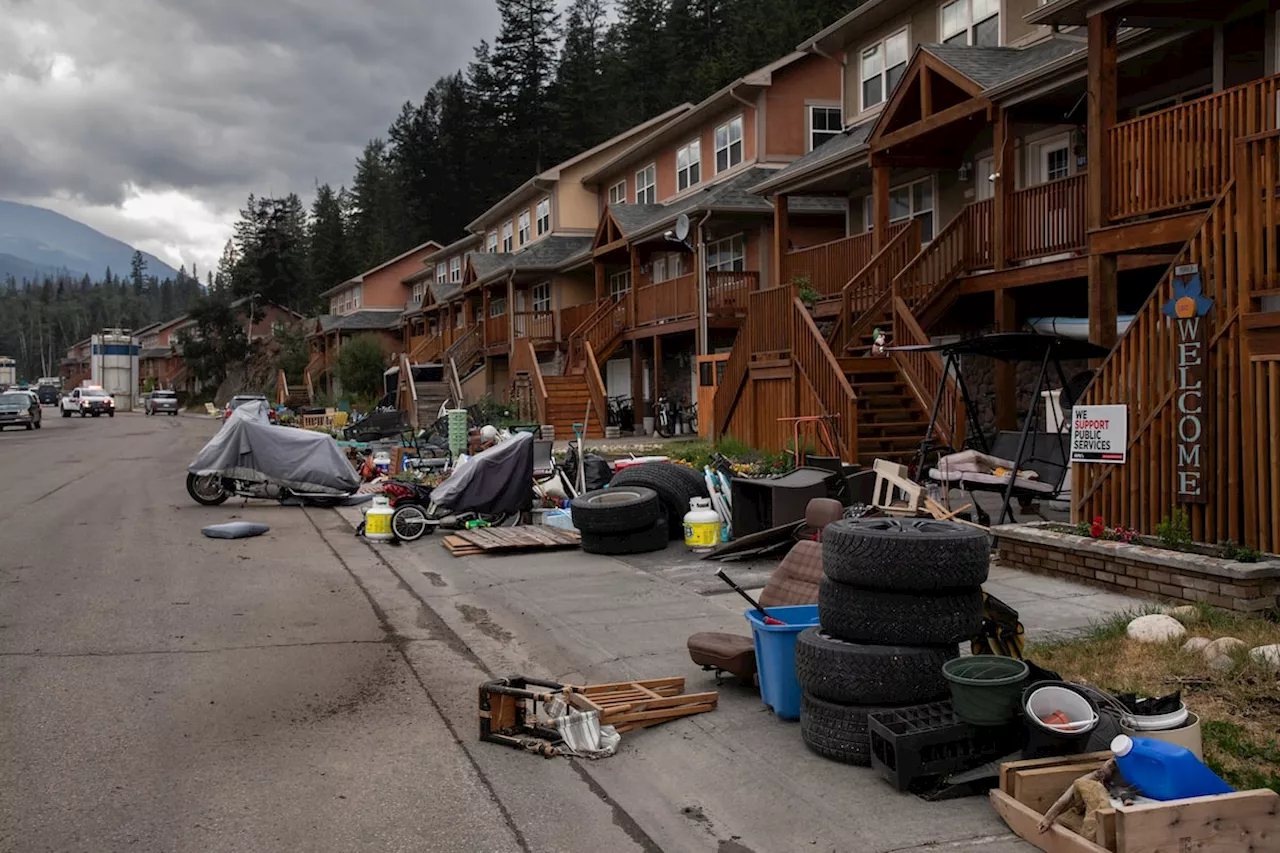 Canada Faces Insurance Crisis as Wildfires and Flooding Drive Record Losses