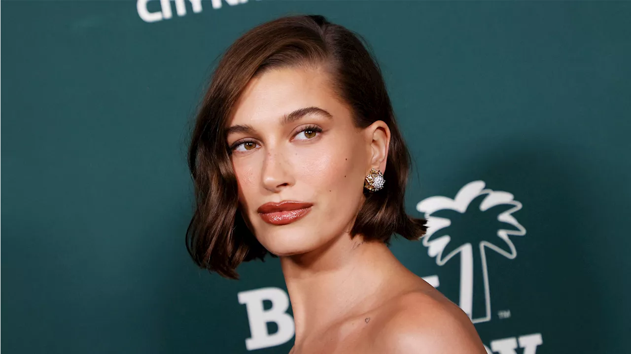 Bei trockener Haut: Diese Rossmann-Creme liebt auch Hailey Bieber