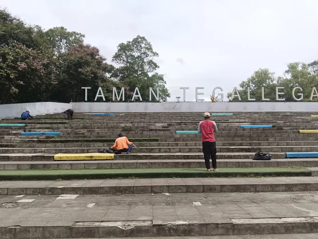 Berburu Koin Jagat, Fasilitas 10 Taman Kota Bandung Rusak