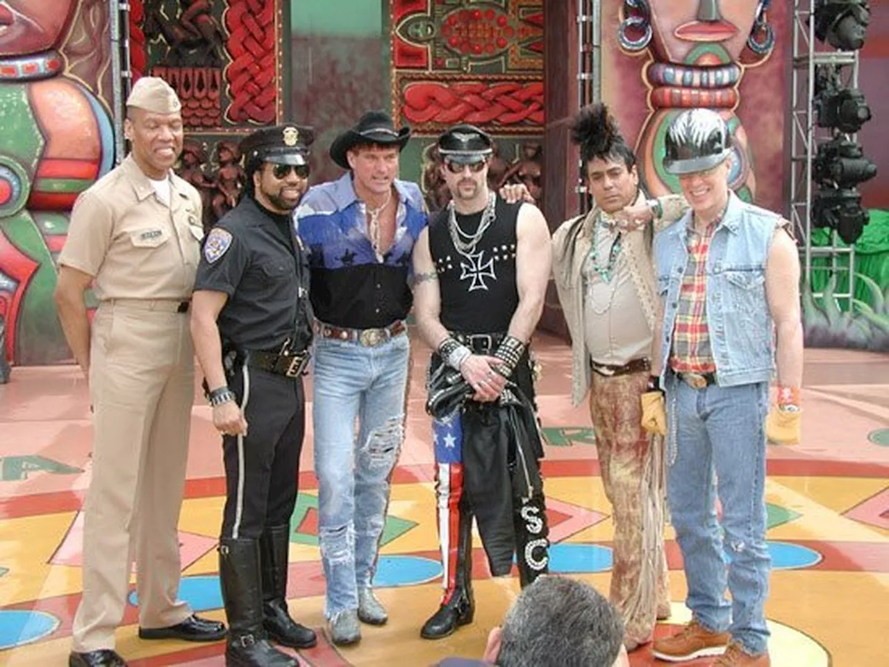 Village People e Carrie Underwood Conciertam Performances para a Posse de Trump