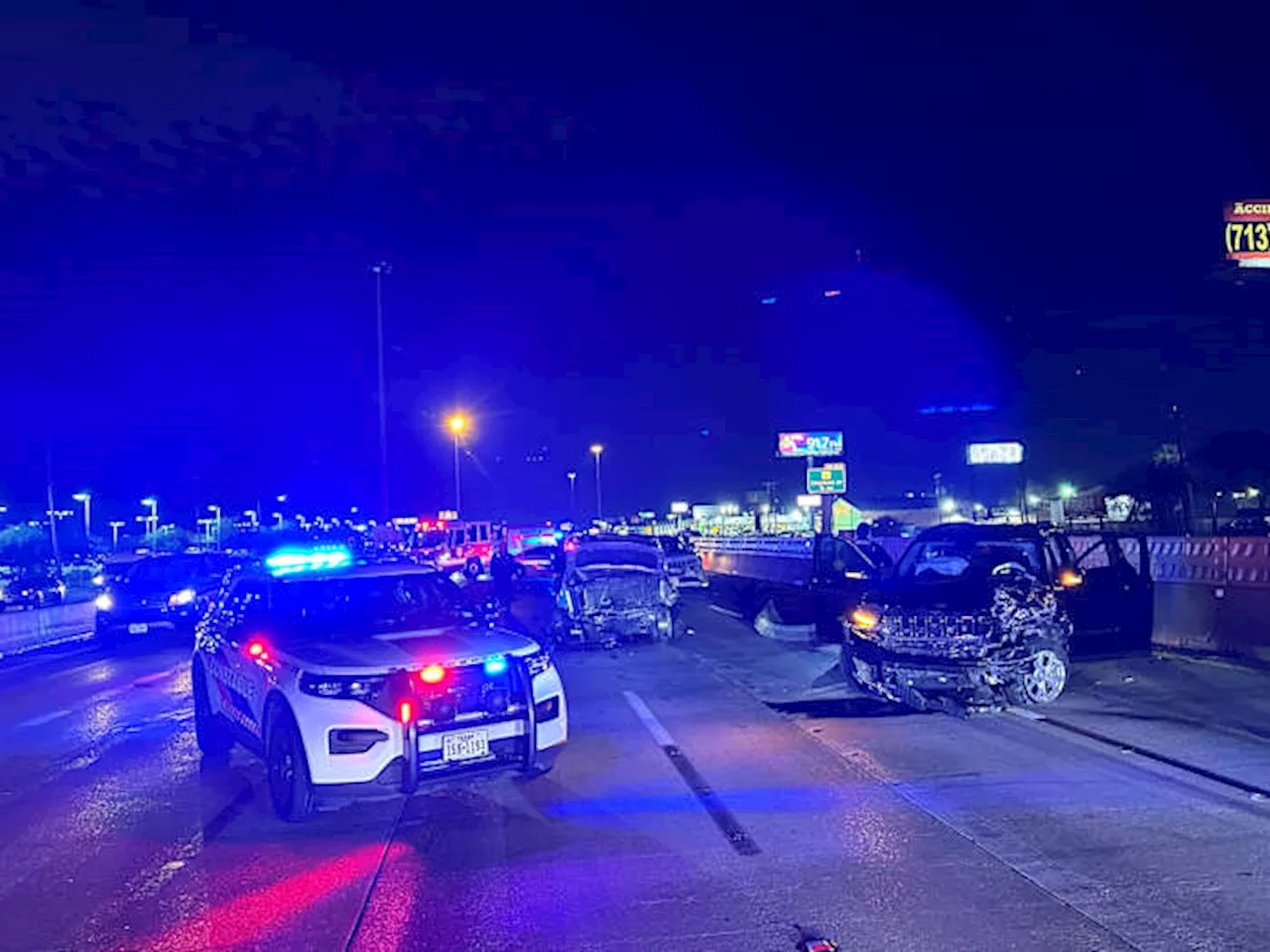 Northbound lanes of I-45 reopen after police chase ends in crash