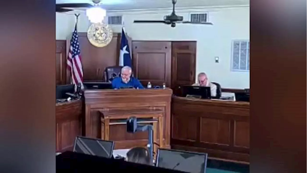 ‘Woof, woof’: Video appears to show Liberty County officials mocking animal advocates, media