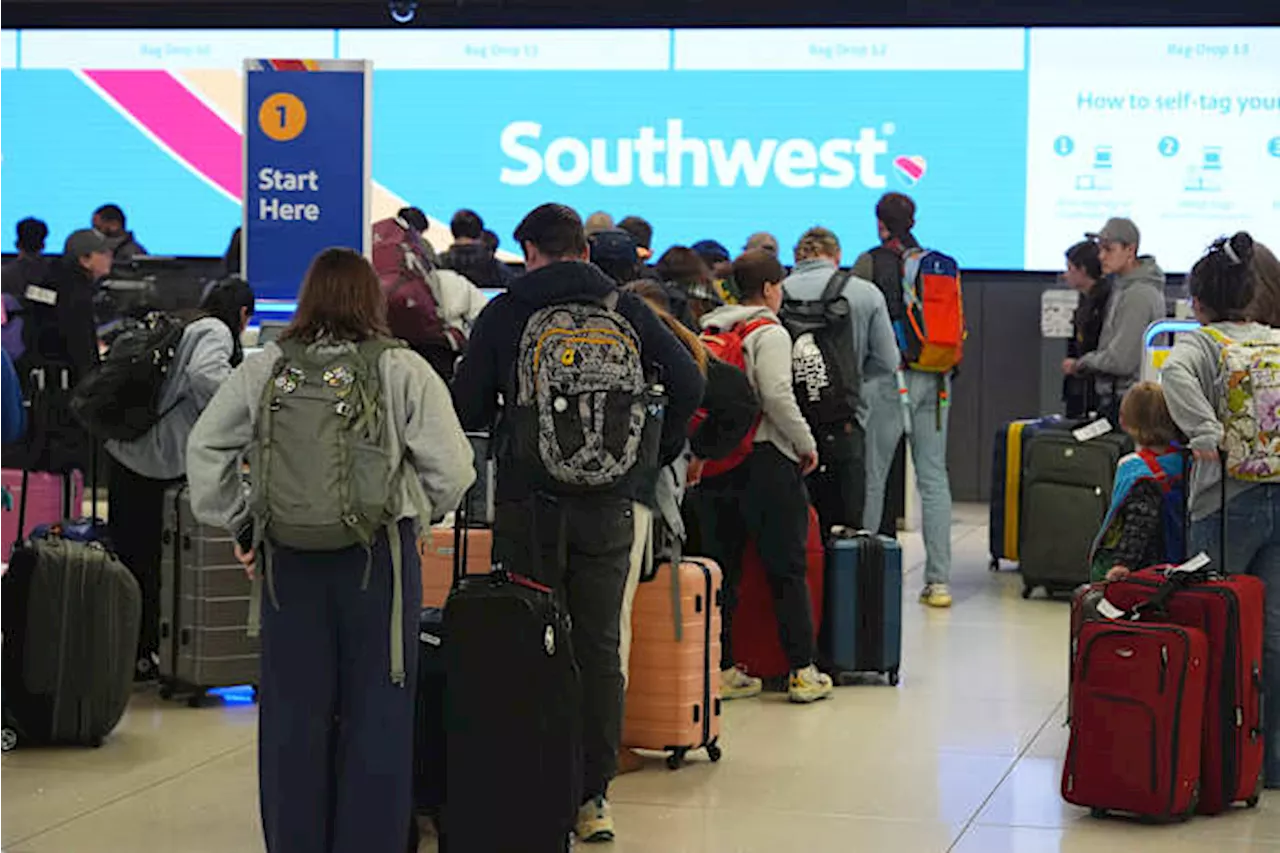 Southwest Airlines Pauses Hiring, Events to Cut Costs