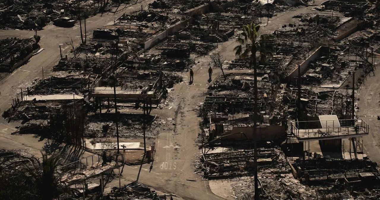 Se prevén más vientos que amenazarán el combate a los incendios en Los Ángeles